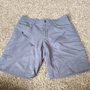 5.11 Tactical Mens Gray Shorts size 30
